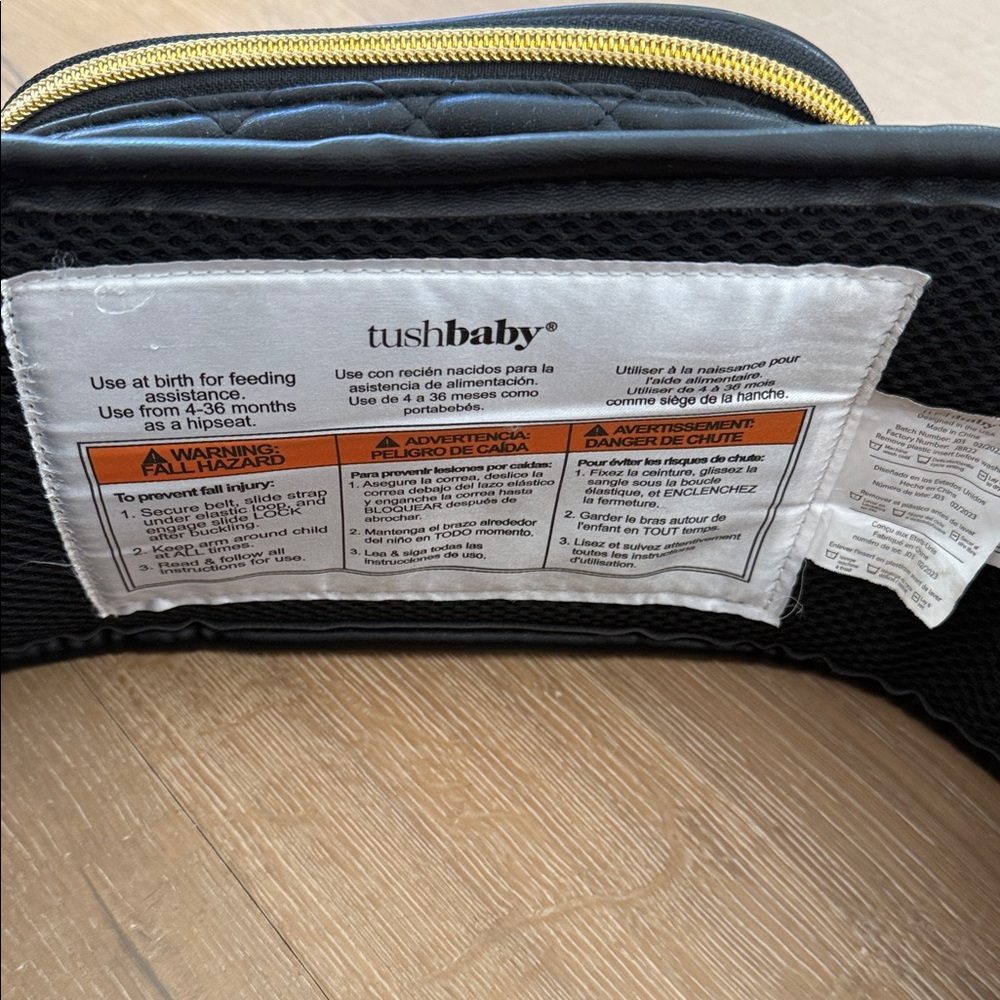 Tushbaby Black Quilted Women's Belt Bag Set - Picture 3 of 9